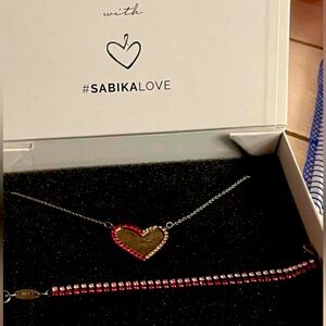 Beautiful pink and red Sabika heart necklace and bracelet